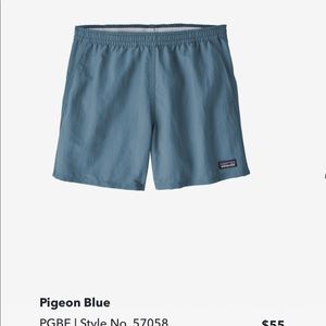 Women’s blue 5” Patagonia Baggies size Large